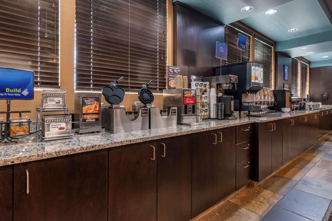 Best Western Bonnyville Inn&Suites Exterior foto