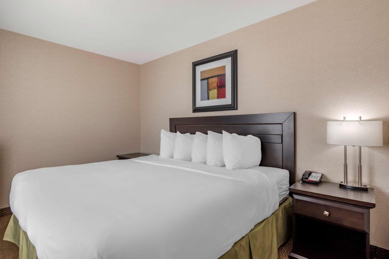 Best Western Bonnyville Inn&Suites Exterior foto