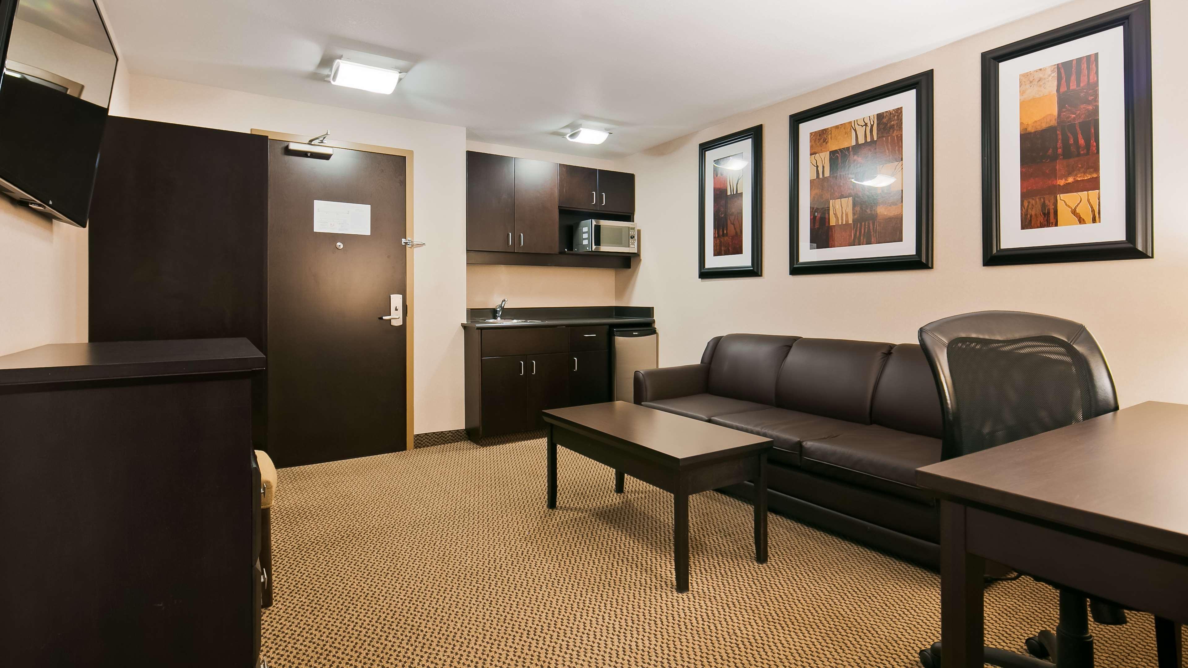 Best Western Bonnyville Inn&Suites Exterior foto