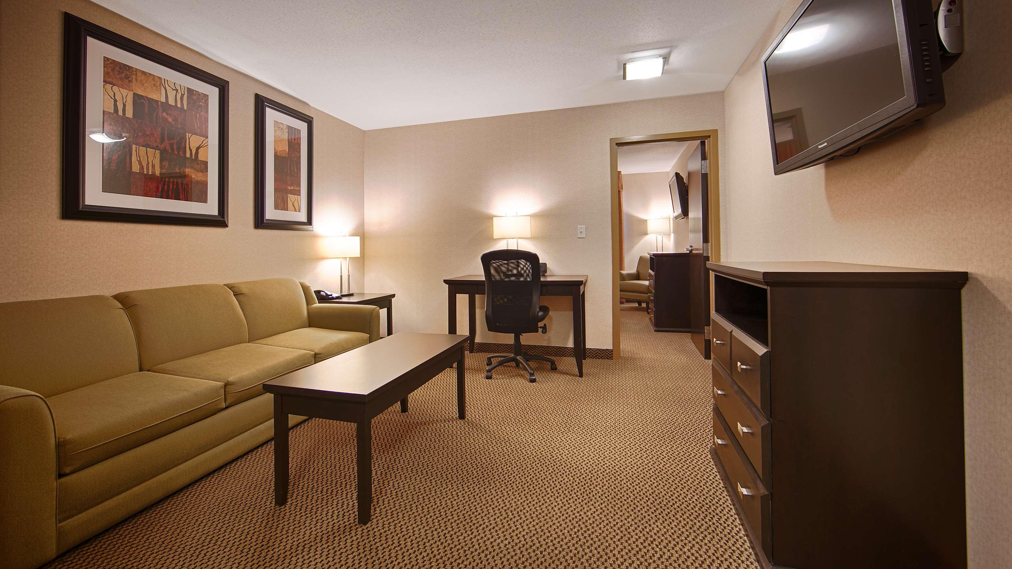 Best Western Bonnyville Inn&Suites Exterior foto