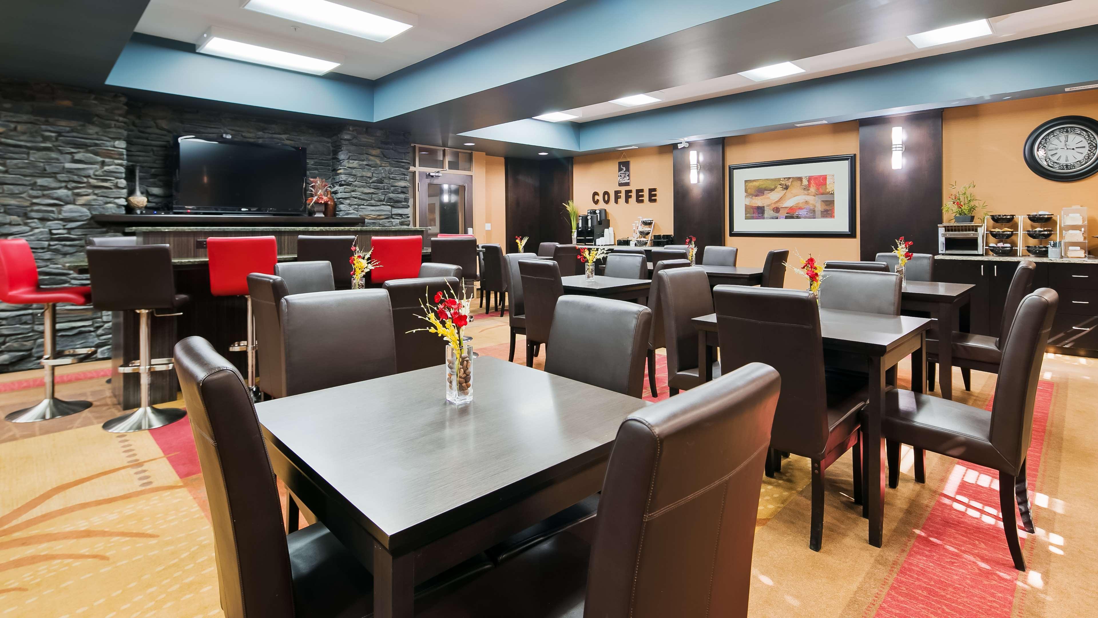 Best Western Bonnyville Inn&Suites Exterior foto
