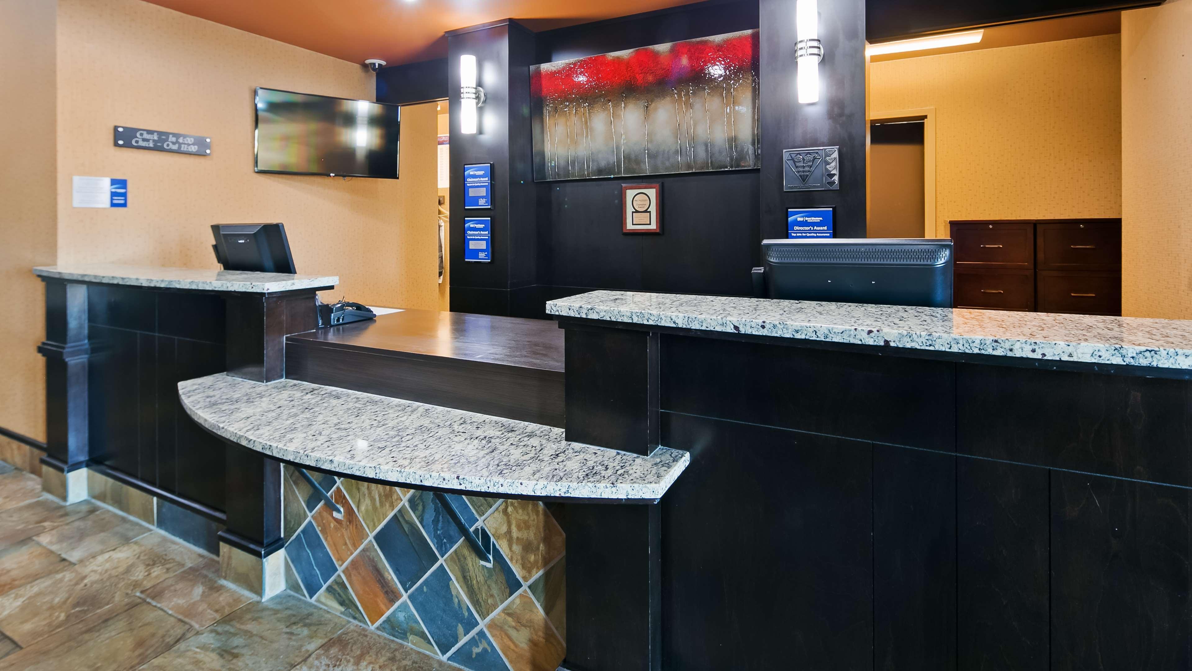 Best Western Bonnyville Inn&Suites Exterior foto